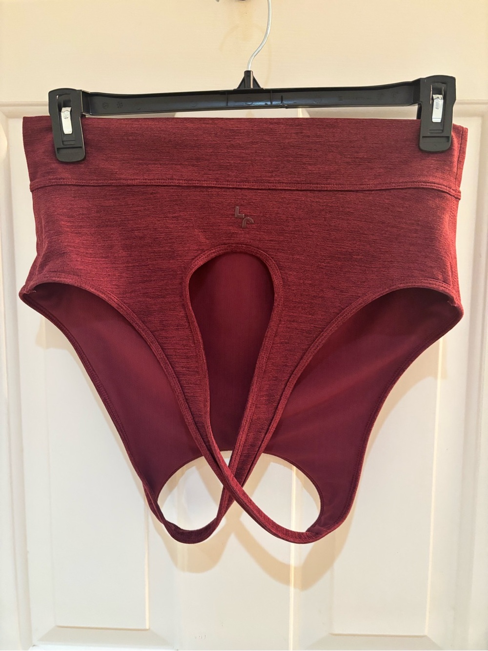 JoyLab Maroon Ribbed Athletic Crop Tank - Picture 2 of 3